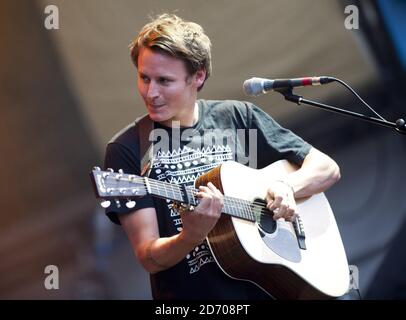 Ben Howard beim Latitude Festival in Southwold, Suffolk. Stockfoto