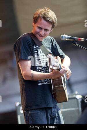 Ben Howard beim Latitude Festival in Southwold, Suffolk. Stockfoto