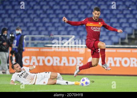 Aetano Letizia von Benevento (L) und Leonardo Spinazzola von Roma In Aktion während der italienischen Meisterschaft Serie A Fußballspiel Zwischen AS Roma und Stockfoto