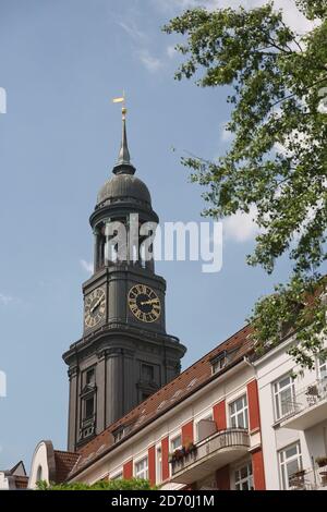 St. Michaels Kirche in Hamburg, Deutschland, (deutsch: Hauptkirche Sankt Michaelis, umgangssprachlich Michel genannt) ist eine von Hamburgs fünf lutherischen Haupt-chu Stockfoto