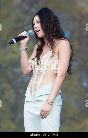 Eliza Doolittle tritt im Hyde Park im Zentrum von London auf, während des Barclaycard British Summer Time Festivals. Stockfoto