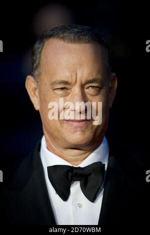 Tom Hanks kommt bei der 57. BFI London Film Festival Opening Night Gala Europäische Premiere von Captain Phillips, im Odeon Kino in Leicester Square, London. Stockfoto