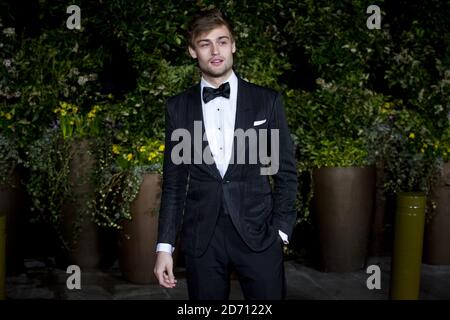 Douglas Booth bei der Ankunft bei der EE British Academy Film Awards After Party, die im Grosvenor Hotel im Londoner Zentrum stattfand Stockfoto