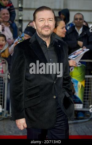 Ricky Gervais bei der Premiere von Muppets Most Wanted im Curzon Cinema in Mayfair, London. Stockfoto