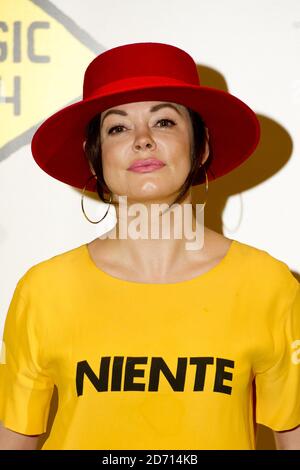 Rose McGowan auf einer Fotowand für das Sundance London Film and Music Festival im Langham Hotel in London Stockfoto