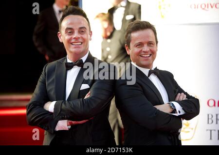 ANT und DEC kommen für die 2014 Arqiva British Academy Television Awards im Theatre Royal, Drury Lane, London. Stockfoto