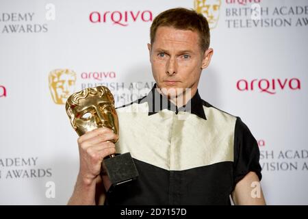 Sean Harris mit dem Leading Actor Award für Southcliffe im Pressesaal der Arqiva British Academy Television Awards 2014 im Theatre Royal, Drury Lane, London. Stockfoto