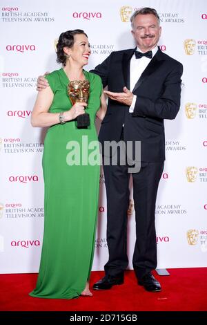 Olivia Colman mit dem Leading Actress Award für Broadchurch, bei den Arqiva British Academy Television Awards 2014 im Theatre Royal, Drury Lane, London. Stockfoto