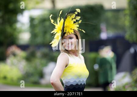 Rennfahrer am vierten Tag von Royal Ascot auf der Ascot Racecourse in Berkshire. Stockfoto