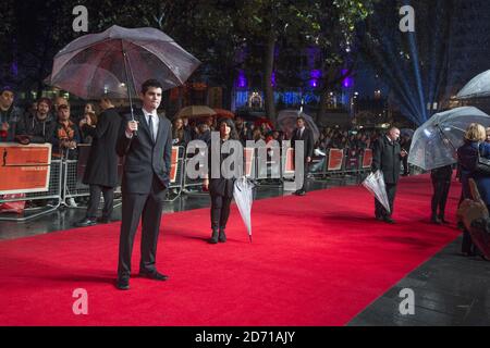 Damian Chazelle bei der Whiplash-Premiere, die im Rahmen des BFI London Film Festival im Odeon Cinema am Leicester Square in London stattfand. Stockfoto