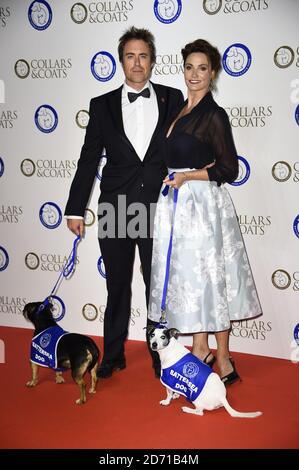 Sarah Parish und James Murray beim Battersea Dogs and Cats Home Collars and Coats Ball, bei Battersea Evolution in London. Stockfoto