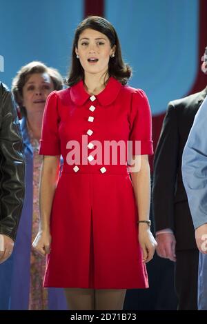 Gemma Arterton auf einer Fotozelle für Made in Dagenham, im Adelphi Theater in London. Stockfoto