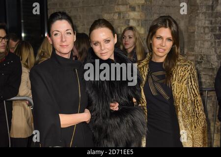 Mary McCartney, Stella McCartney und Dasha Zhukova bei der ersten Internationalen Fondsmesse im Roundhouse in Camden, London Stockfoto