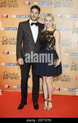 Kimberly Wyatt und Max Rogers bei der Weltpremiere von Game of Thrones in Saison 5 im Tower of London, England. Stockfoto