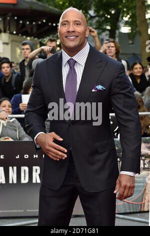 Dwayne Johnson bei der Filmpremiere von San Andreas UK im Odeon-Kino Leicester Square, London Stockfoto