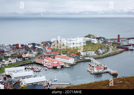 HONNINGSWAG, NORWEGEN - 21. JUNI 2017: Kultur und Leben in der nördlichsten Stadt Honningswag in Norwegen. Stockfoto