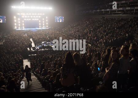 Atmosphäre während des Capital FM Jingle Bell Ball 2015 in der O2 Arena, London. Stockfoto