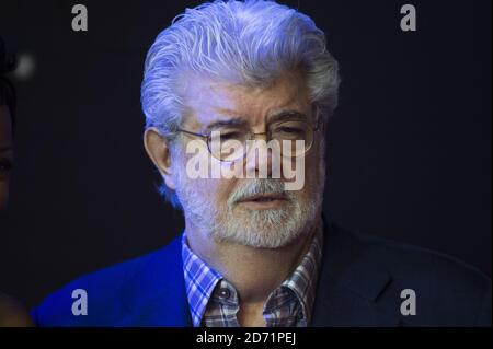 George Lucas bei der Premiere von 'Star Wars: The Force Awakens' am Leicester Square, London Stockfoto