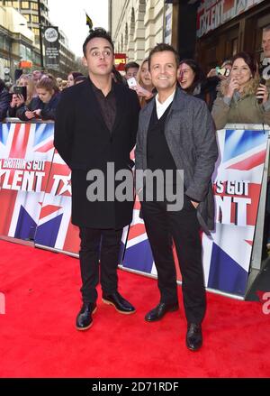 Anthony McPartlin und Declan Donnelly (Ant und Dec) bei der Ankunft in den britischen Got Talent Auditions, London Bildnachweis sollte lesen: Matt Crossick/Empics Entertainment Stockfoto