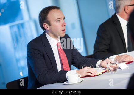 Der britische Minister für Digital und Kultur, Matt Hancock, MP, wurde bei einem Treffen mit nordischen Ministern beim Start des Kunst- und Kulturprogramms des Southbank Centre im Southbank Centre in London fotografiert. Bilddatum: Freitag, 13. Januar 2016. Bildnachweis sollte lauten: Matt Crossick/ EMPICS Entertainment. Stockfoto