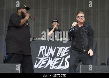 Führen Sie die Juwelen während des Glastonbury Festivals auf der Worthy Farm in Pilton, Somerset. Bilddatum: Freitag, 23. Juni 2017. Bildnachweis sollte lauten: Matt Crossick/ EMPICS Entertainment. Stockfoto