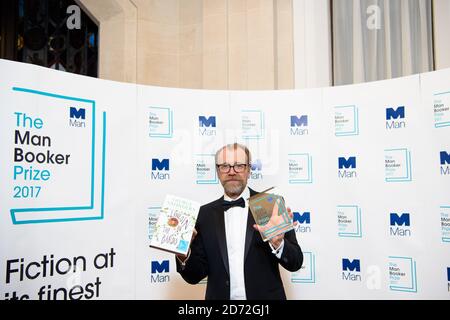 George Saunders im Bild, nachdem er den man Booker Prize für seinen Roman Lincoln im Bardo, in der Guildhall in London, gewonnen hat. Bilddatum: Dienstag, 17. Oktober 2017. Bildnachweis sollte lauten: Matt Crossick/ EMPICS Entertainment. Stockfoto