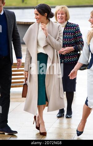 Meghan Markle erreicht die Titanic Belfast Attraction in Belfast, Nordirland. Bilddatum: Freitag, 23. März 2018. Bildnachweis sollte lauten: Matt Crossick/ EMPICS Entertainment. Stockfoto