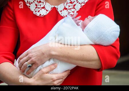 Die Herzogin von Cambridge nach der Geburt ihres zweiten Sohnes vor dem Lindo-Flügel im St. Mary's Hospital in Paddington, London. Bildnachweis sollte lauten: Matt Crossick/EMPICS Entertainment Stockfoto