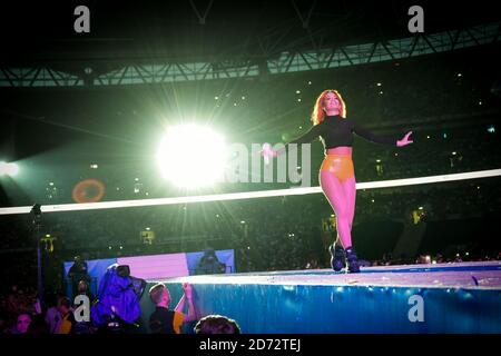 Rita Ora beim Capital's Summertime Ball mit Vodafone im Wembley Stadium, London. Stockfoto