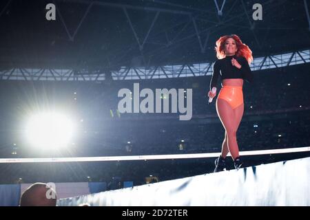 Rita Ora beim Capital's Summertime Ball mit Vodafone im Wembley Stadium, London. Stockfoto