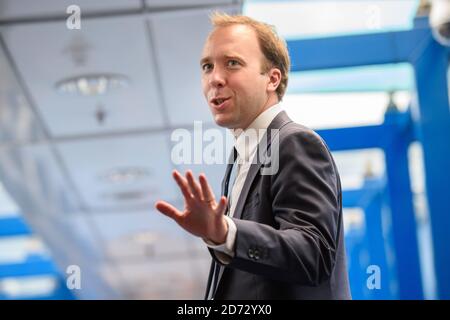 Matt Hancock MP am ersten Tag der Jahreskonferenz der Konservativen Partei im International Convention Centre, Birmingham. Bilddatum: Sonntag, 30. September 2018. Bildnachweis sollte lauten: Matt Crossick/ EMPICS. Stockfoto