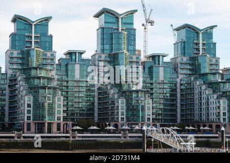 St George's Wharf Entwicklung in Vauxhall, Süd-London. Eine große Anzahl von Luxus- und Ultra-Luxus-Neubauwohnungen in London verkaufen sich nicht, da ausländische Investoren weniger in britische Immobilien investieren. Bilddatum: Mittwoch, 14. November 2018. Bildnachweis sollte lauten: Matt Crossick/ EMPICS Entertainment. Stockfoto