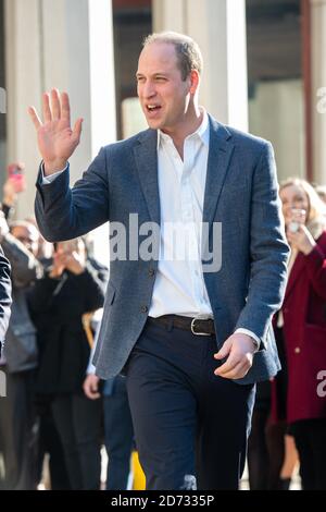 Der Herzog von Cambridge verlässt die Pall Mall Barbers in Paddington, West London, wo er Mitglieder des Lion Barbers Collective treffen wird, die durch ein Programm namens BarbersTalk das Bewusstsein für Selbstmordprävention schärfen. Bilddatum: Donnerstag, 14. Februar 2019. Bildnachweis sollte lauten: Matt Crossick/ EMPICS Entertainment. Stockfoto