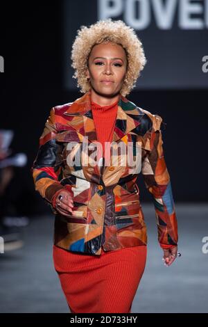 Emeli Sande auf dem Laufsteg während der Oxfam Fighting Poverty Catwalk Show, die im Ambika 3 während der London Fashion Week A/W 2019 stattfand. Bilddatum: Montag, 18. Februar 2018. Bildnachweis sollte lauten: Matt Crossick/Empics Stockfoto