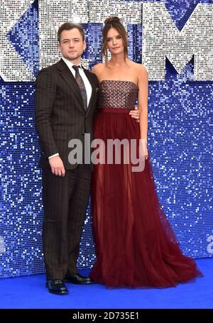 Taron Egerton (links) und Emily Thomas bei der Rocketman UK Premiere im Odeon Luxe, Leicester Square, London. Stockfoto