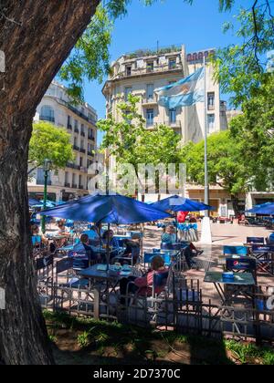 Plaza Dorrego im Viertel San Telmo. Buenos Aires, die Hauptstadt Argentiniens. Südamerika, Argentinien, November Stockfoto