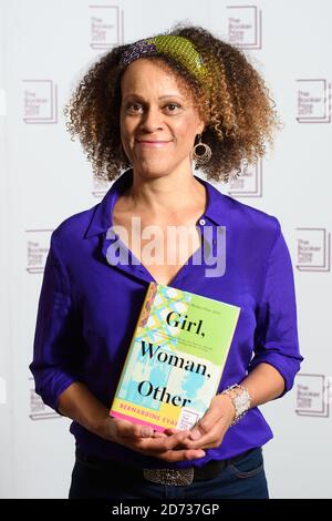 Autorin Bernardine Evaristo bei einer Fotoannahme für die Autoren des Booker Prize 2019 im Londoner South Bank Centre. Bilddatum: Sonntag, 13. Oktober 2019. Bildnachweis sollte lauten: Matt Crossick/Empics Stockfoto