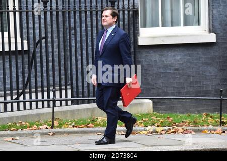 Robert Jenrick, Staatssekretär für Wohnungswesen, Gemeinden und Kommunalverwaltung, bei der Ankunft zu einer Kabinettssitzung in der Downing Street, London. Bilddatum: Dienstag, 29. Oktober 2019. Bildnachweis sollte lauten: Matt Crossick/Empics Stockfoto