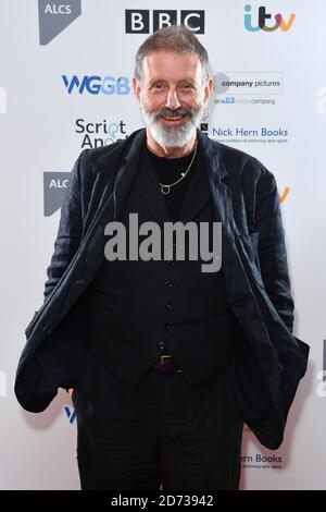 Mike Kenny kommt bei den Writers' Guild Awards 2020 am Royal College of Physicians in London an. Bilddatum: Montag, 13. Januar 2020. Bildnachweis sollte lauten: Matt Crossick/Empics Stockfoto