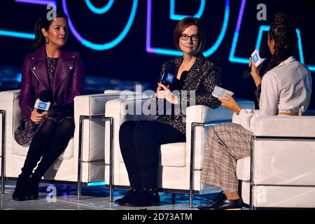 Sophie Gregoire Trudeau (links) und Julia Gillard auf der Bühne während des WE Day UK Charity Event und Konzert in der SSE Arena, Arena Square, London. Bilddatum: Mittwoch, 3. März. Bildnachweis sollte lauten: Matt Crossick/Empics Stockfoto