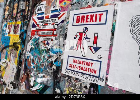 Straßenkunst im Coronavirus-Stil in der Nähe der Brick Lane im Osten Londons. Bilddatum: Freitag, 15. Mai 2020. Bildnachweis sollte lauten: Matt Crossick/Empics Stockfoto