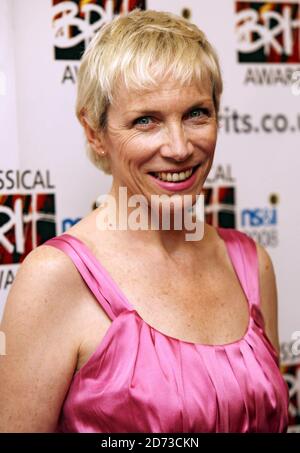 Annie Lennox während der Classical Brit Awards 2008, die in der Royal Albert Hall in West London stattfinden. Stockfoto