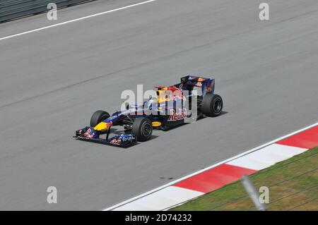 SEPANG, MALAYSIA - 2. APRIL : Red Bull Racing Fahrer Sebastian Vettel aus Deutschland fährt beim ersten Training auf der Sepang F1 Strecke April Stockfoto