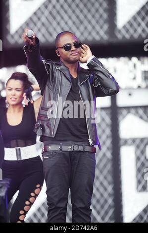 Taio Cruz spielt live im T4 on the Beach 2010 im Weston Super Mare in Somerset. Stockfoto