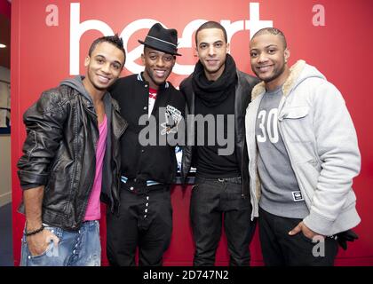 JLS im Bild nach einem Interview mit Emma Bunton und Neil Bentley in den Global Radio Studios im Zentrum von London. Stockfoto