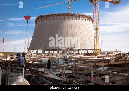 Baustelle des neuen Braunkohlekraftwerks Neurath bei Grevenbroich, Boa 2/3, Bau des zweiten Kühlturms, Nordrhein-Westp Stockfoto