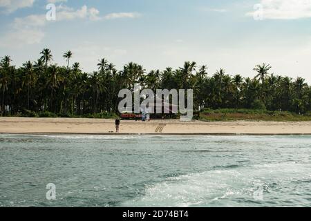 Ngwesaung, Myanmar - 29. Dezember 2019: Divemya Zentrum für Tauchen, Kajak, Kanu, Surfen und Freizeitaktivitäten mieten und mieten am 29. Dezember Stockfoto