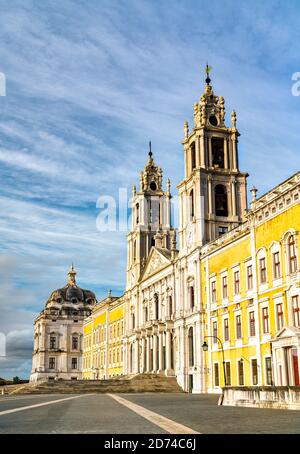 Nationalpalast und Franziskanerkloster von Mafra in Portugal Stockfoto