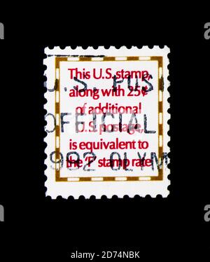 MOSKAU, RUSSLAND - 24. NOVEMBER 2017: Eine in den USA gedruckte Briefmarke zeigt einen 25c-Postdienst, um 1992 Stockfoto