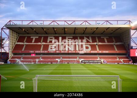 NOTTINGHAM, ENGLAND. 20. OKTOBER Gesamtansicht des Trent End vor dem Sky Bet Championship Match zwischen Nottingham Forest und Rotherham United am City Ground, Nottingham am Dienstag, den 20. Oktober 2020. (Kredit: Jon Hobley - MI News) Kredit: MI Nachrichten & Sport /Alamy Live Nachrichten Stockfoto